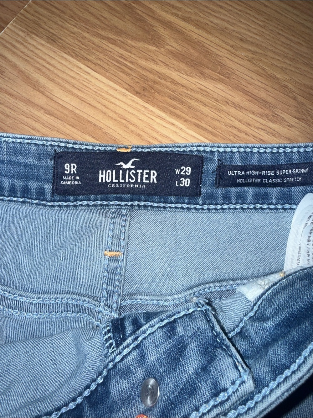 Hollister Light Blue Straight Leg Jeans - Picture 2 of 8